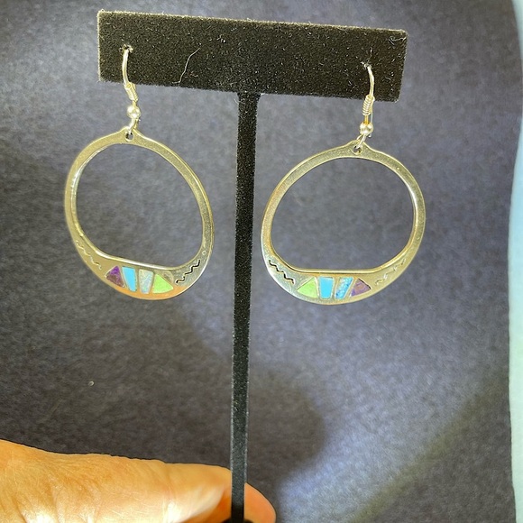 Unique Large Native American Sterling Circle Earrings w/inlaid Stone Veneers - Picture 5 of 5